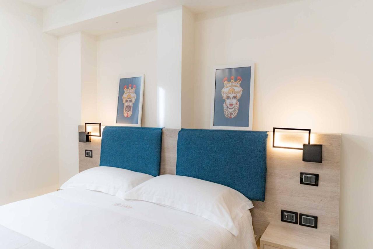 Carizza Rooms Pozzallo Esterno foto